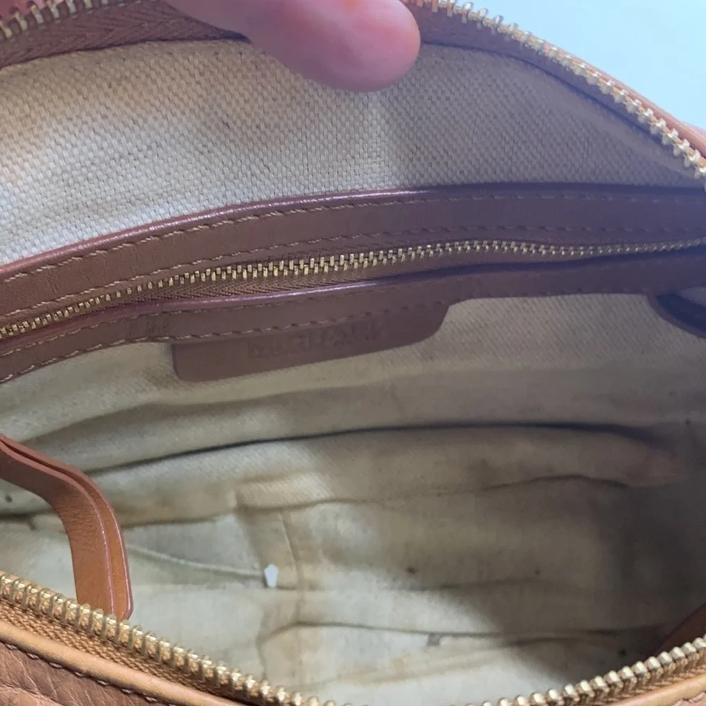 Michael Michael Kors Carmel Color Leather Hobo Bag. BRN1596B